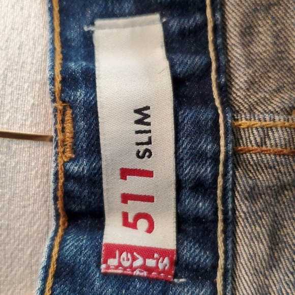 511 levis jean shorts - Picture 3 of 6